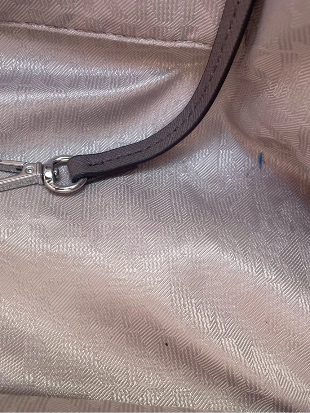 Michael Kors Jet Set Travel Medium Saffiano Leather Top Zip Tote  (CSR) - Picture 15 of 16
